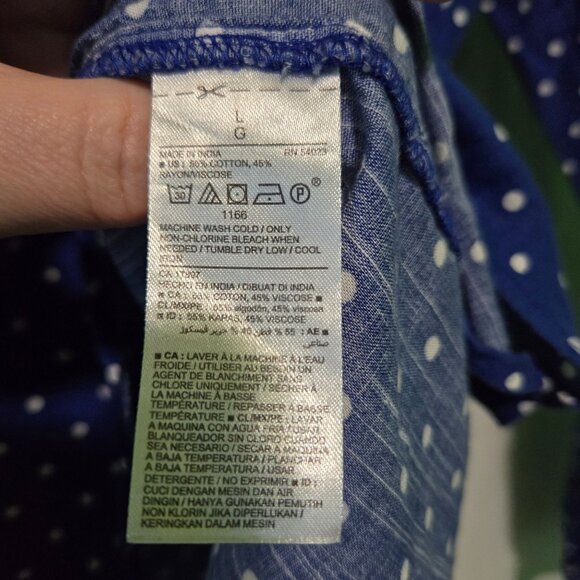 Old Navy blouse womens Large Blue polka-dot henley pullover lightweight - Picture 6 of 8